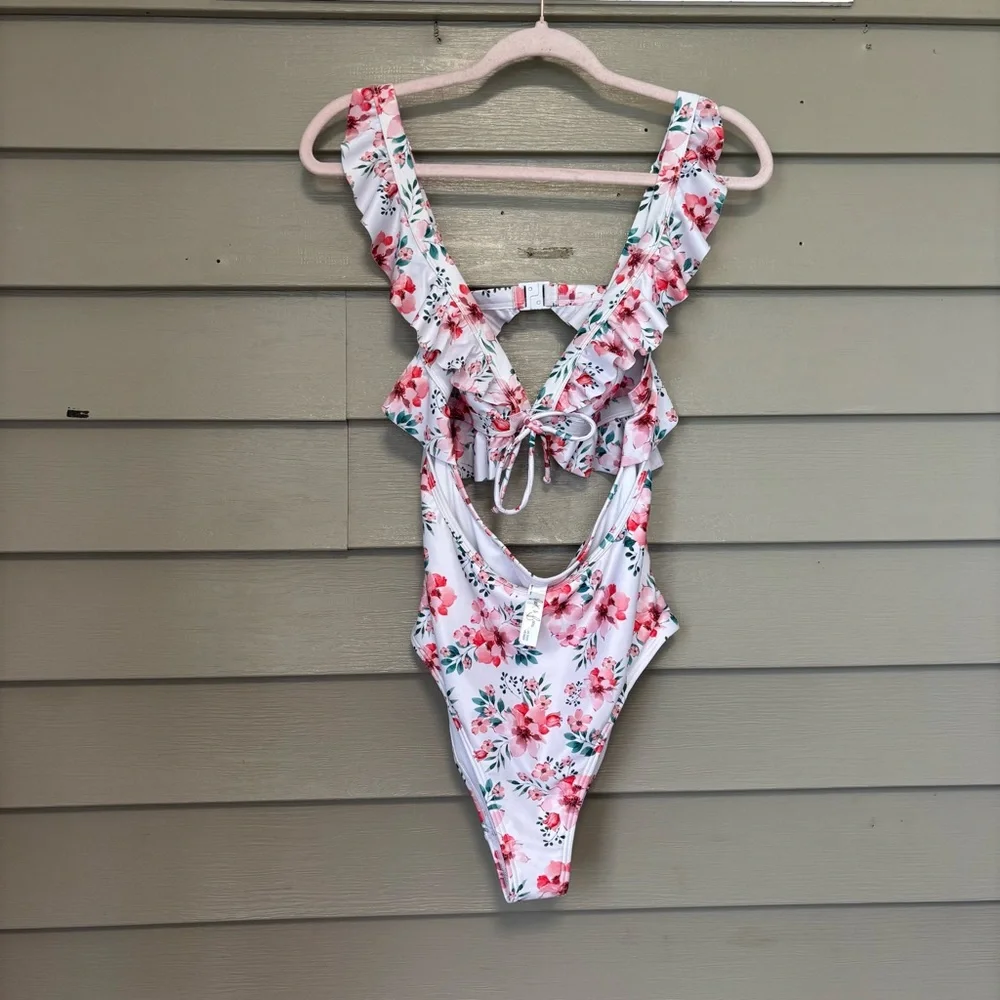 Floral Ruffle Backless One-Piece Swimsuit - Picture 1 of 3
